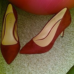 Pointy Toe Pumps